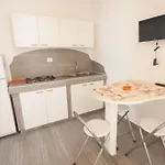 Orange *